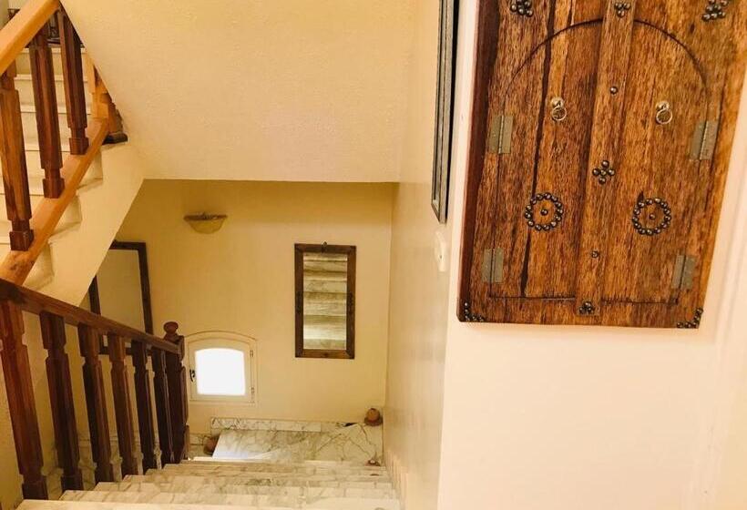 Отель Maison D Hôtes Villa Fatima