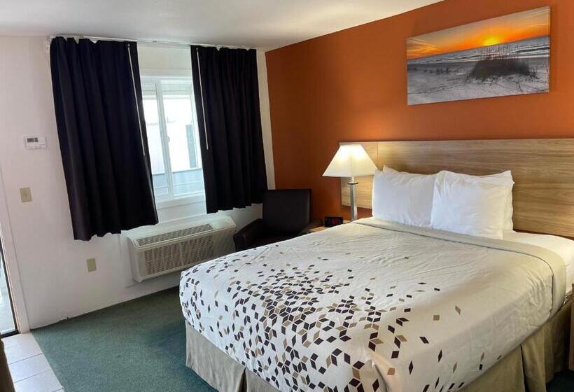 فندق Newport Coast Inn