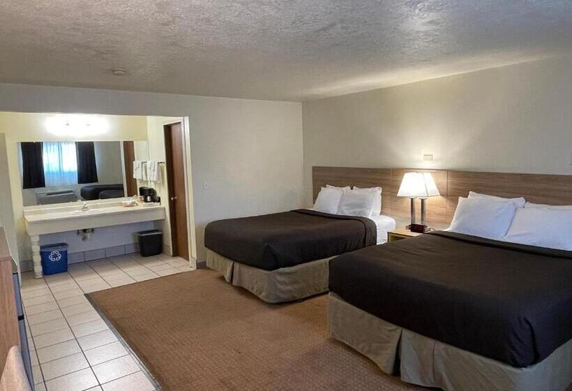 فندق Newport Coast Inn