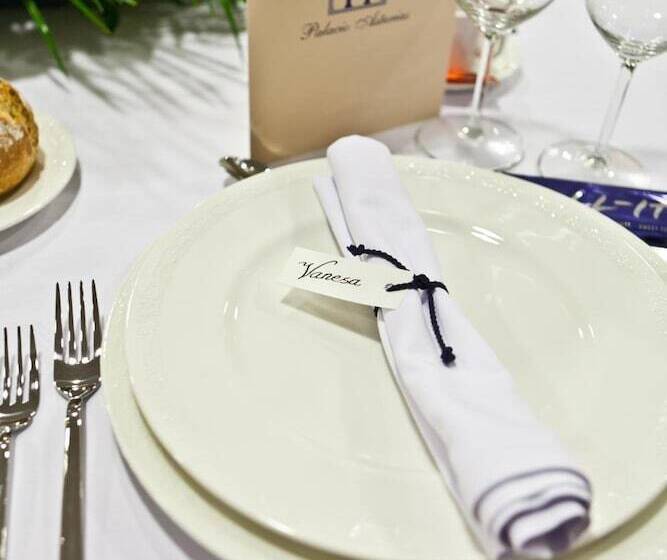 酒店 Palacio De Asturias