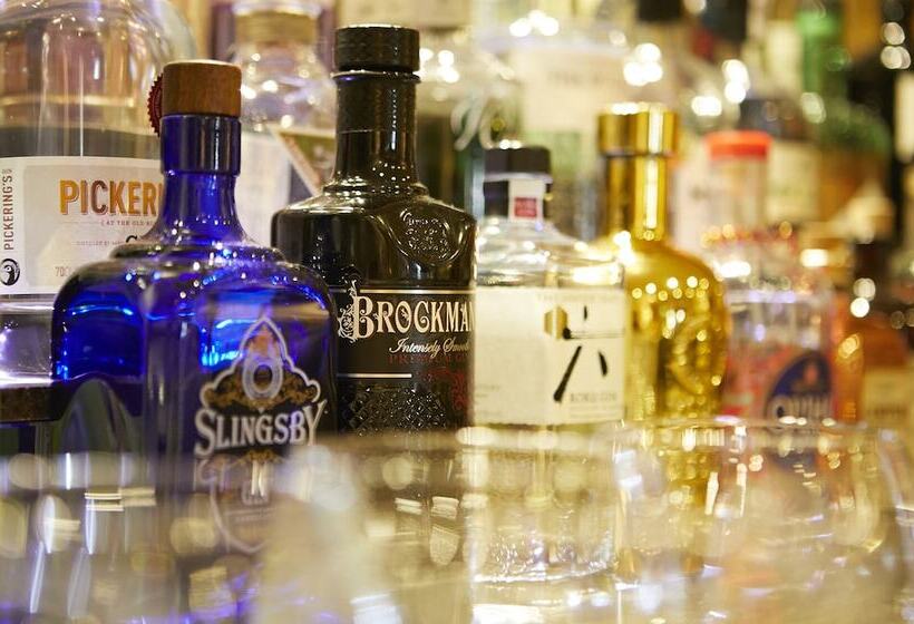 בית מלון כפרי Palm Court