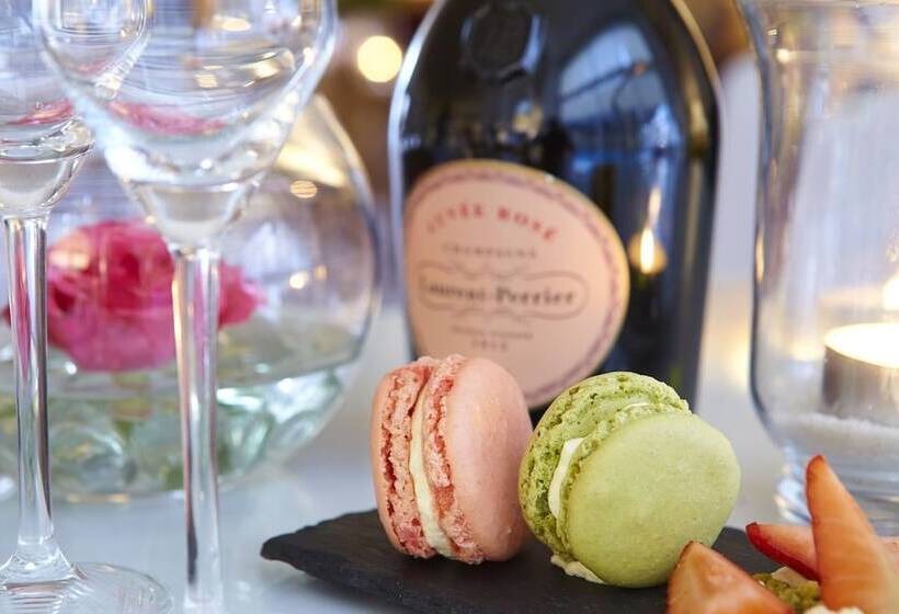 בית מלון כפרי Palm Court