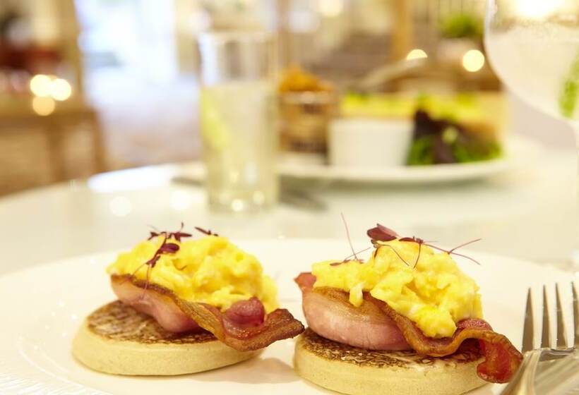 בית מלון כפרי Palm Court