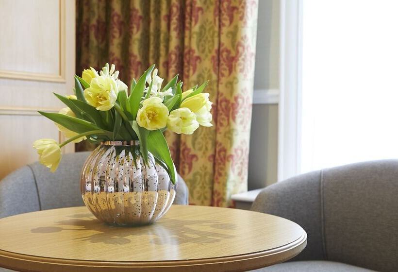 בית מלון כפרי Palm Court