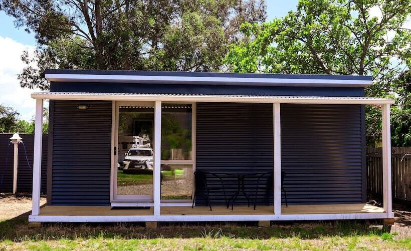 酒店 Parklands Motorlodge & Holiday Park