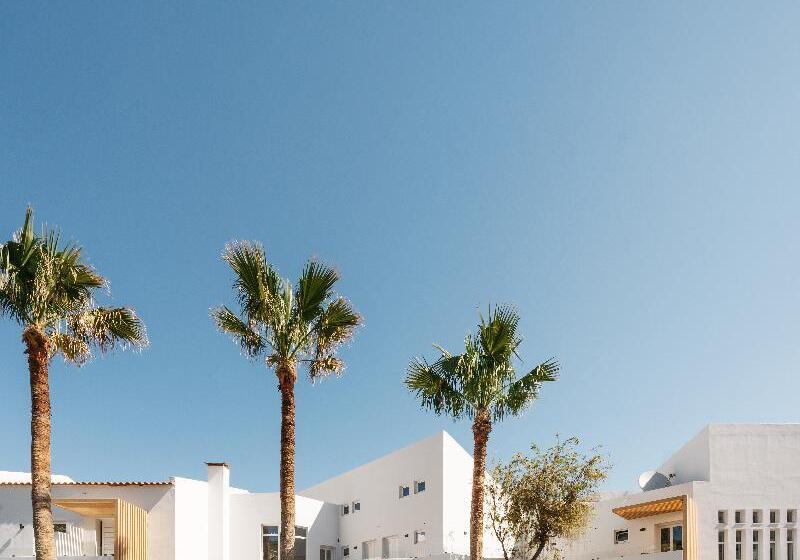 호텔 Petradi Beach Lounge