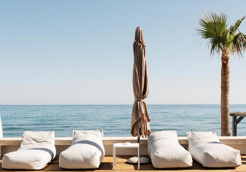 호텔 Petradi Beach Lounge