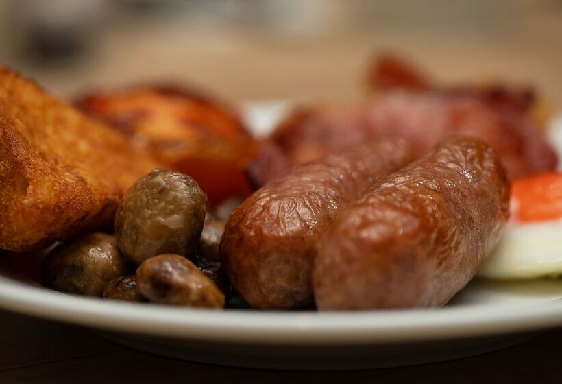 בית מלון כפרי Ramada Encore Leicester City Centre