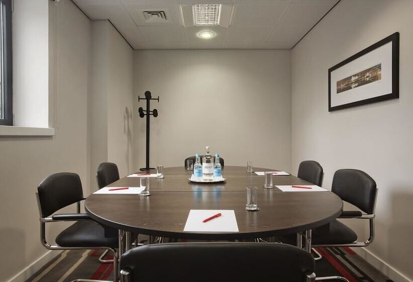 فندق Ramada Encore Newcastle Gateshead