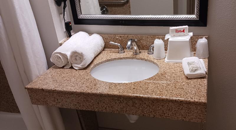 فندق Red Roof Inn & Suites Longview