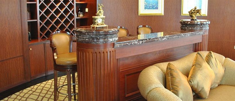 ホテル Regal Riviera