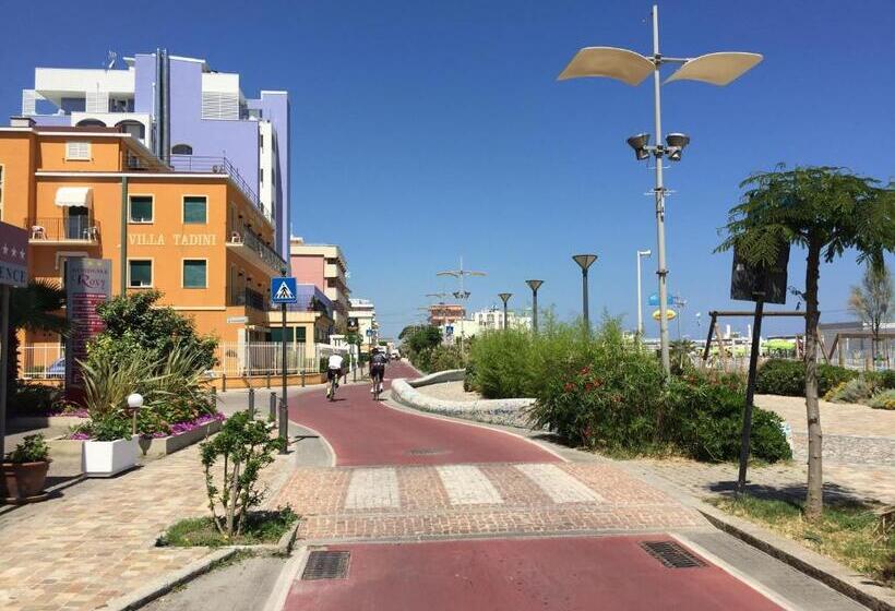 فندق Residence Roxy