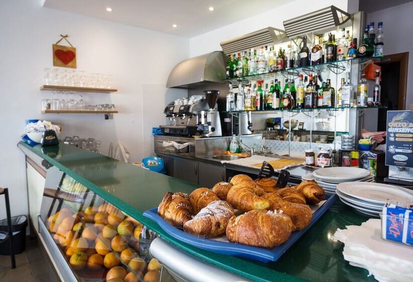 فندق Residence Roxy