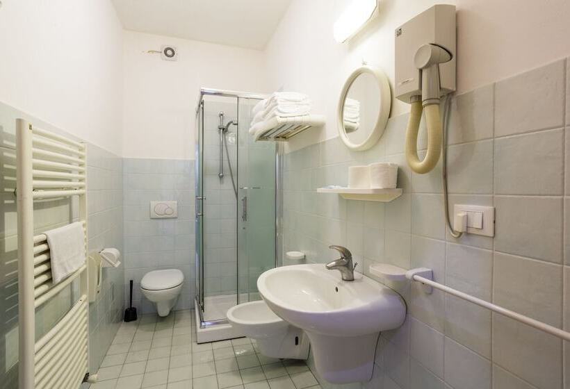 فندق Residence Roxy