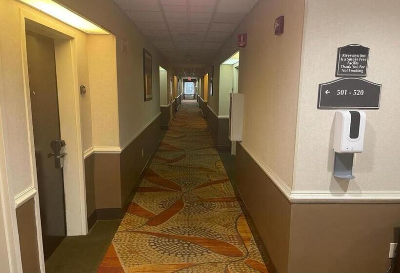 فندق Spark By Hilton Rahway