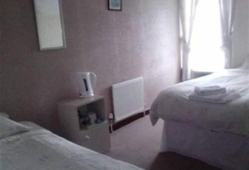 Roselea Hotel   St Chads