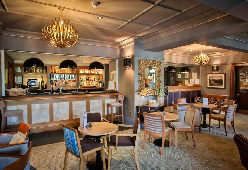 Отель Royal Oak