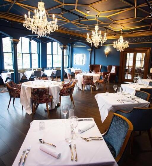 בית מלון כפרי Royal Oak