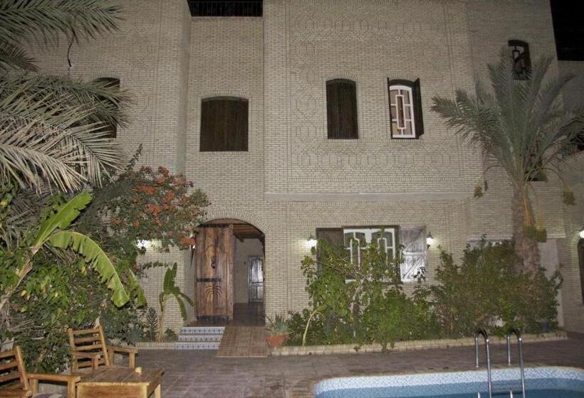 בית מלון כפרי Résidence Loued