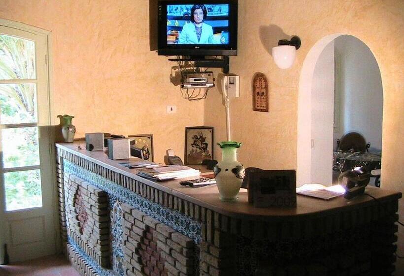 בית מלון כפרי Résidence Loued