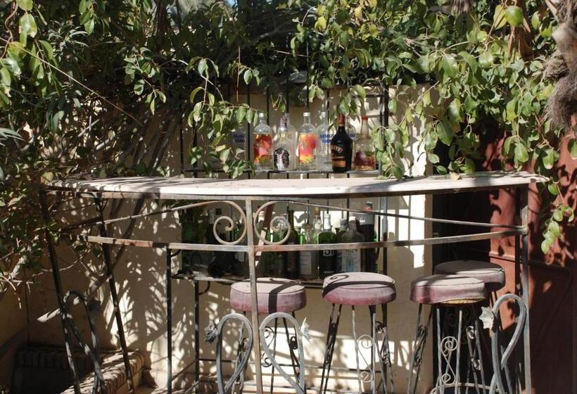 בית מלון כפרי Résidence Loued