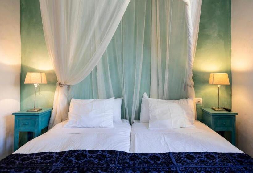 田舎風ホテル Paraiso Perdido