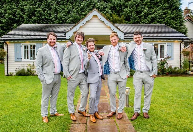 فندق Slaters Country Inn