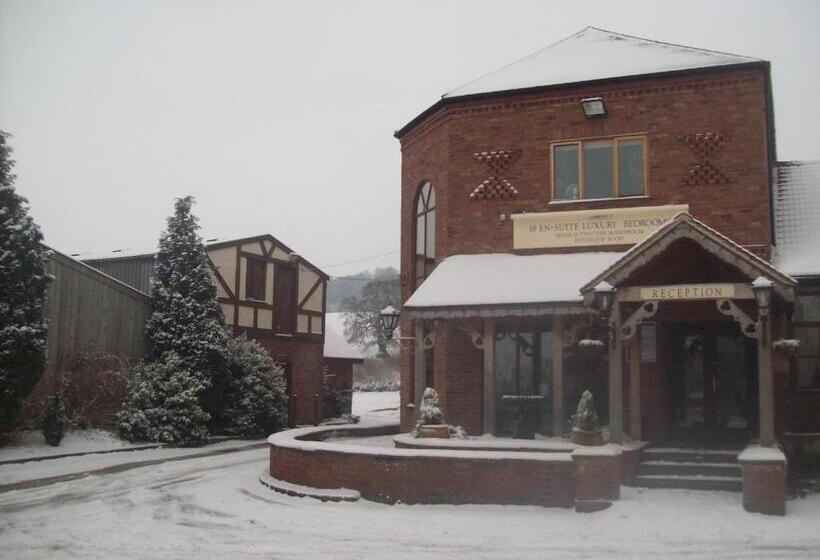 فندق Slaters Country Inn