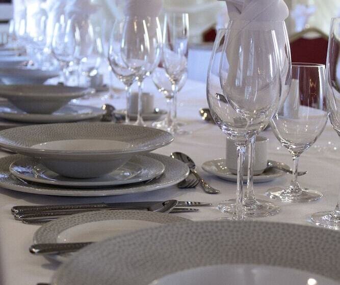 فندق Slaters Country Inn