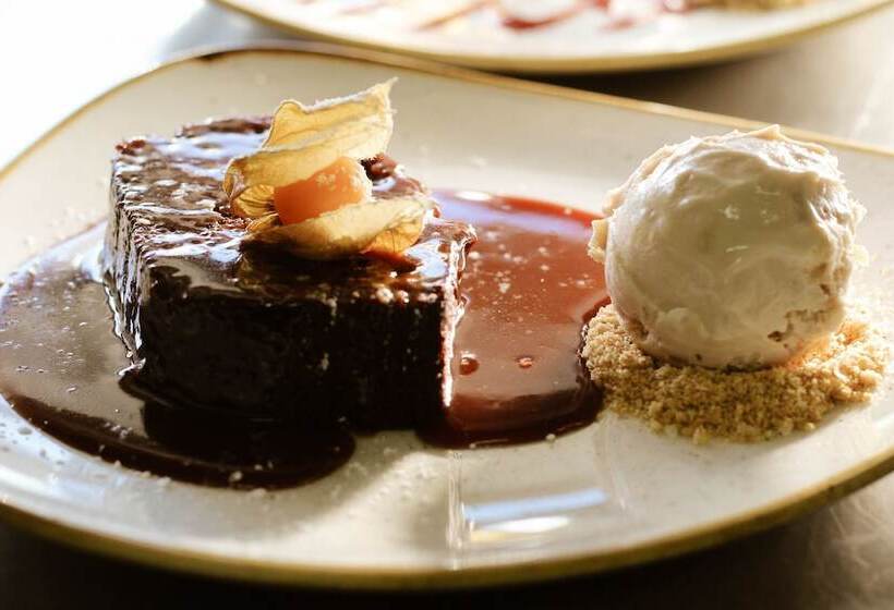 فندق Slaters Country Inn