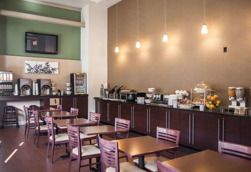 فندق Sleep Inn And Suites Downtown Inner Harbor