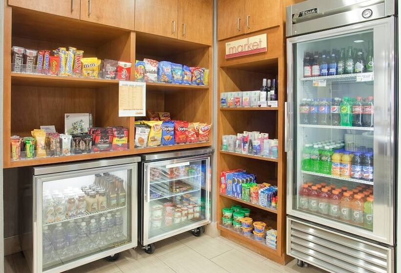 호텔 Springhill Suites By Marriott Wichita East At Plazzio