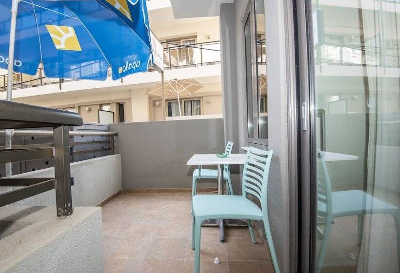 Steris Elegant Beach Hotel & Apartments