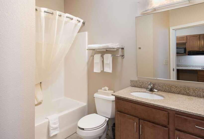 فندق Suburban Studios Waterloo