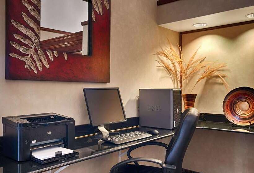 فندق Surestay Plus  By Best Western Edmond