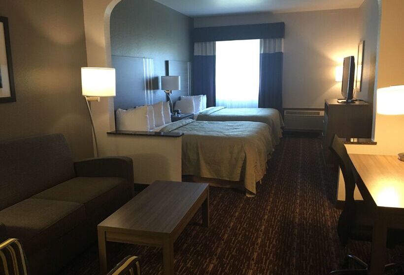 فندق Surestay Plus  By Best Western Edmond