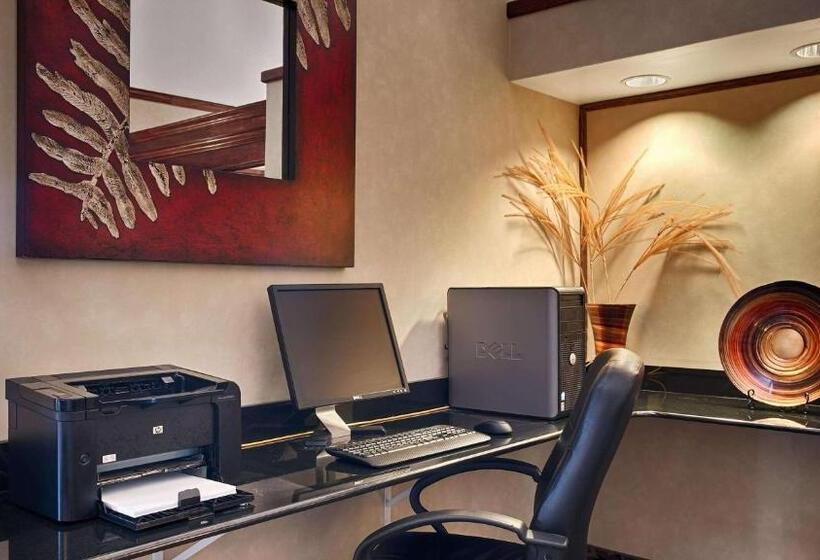 فندق Surestay Plus  By Best Western Edmond