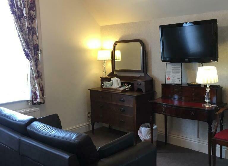 Отель The Beaumont Accommodation