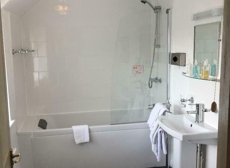 Отель The Beaumont Accommodation