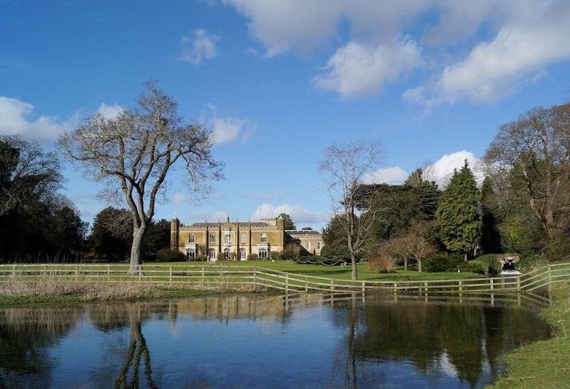 ホテル The Coach House At Missenden Abbey