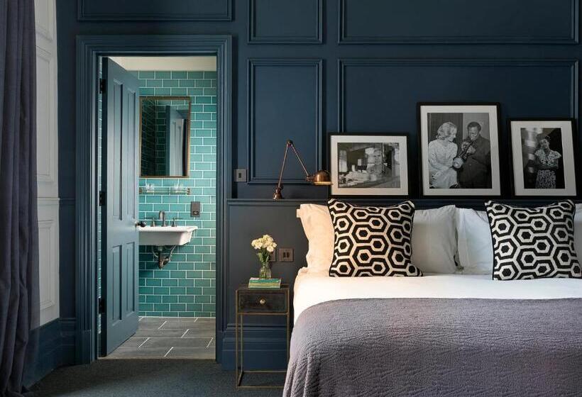 בית מלון כפרי The George