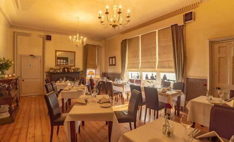 Отель The Lamplighter Dining ~ Rooms