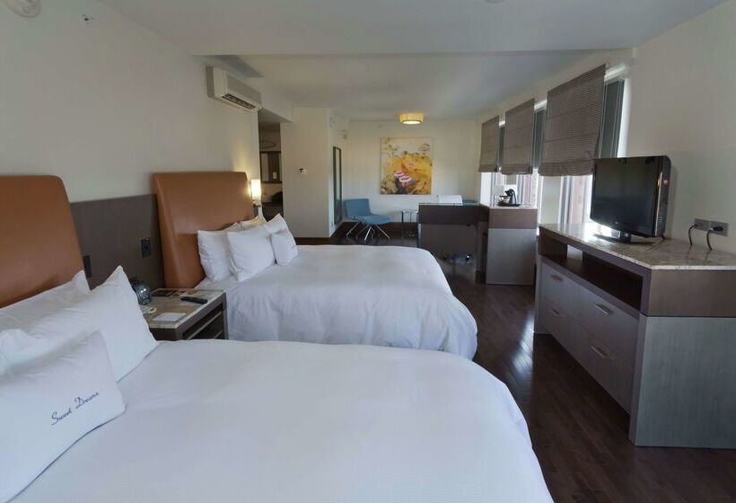 The Tudor Arms Hotel Cleveland   A Doubletree By Hilton