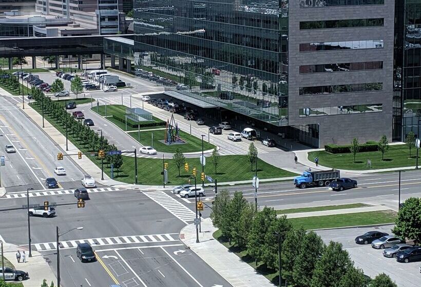 The Tudor Arms Hotel Cleveland   A Doubletree By Hilton