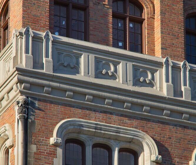 The Tudor Arms Hotel Cleveland   A Doubletree By Hilton