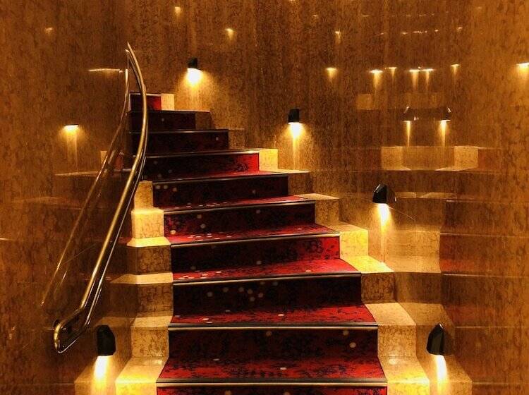 בית מלון כפרי Tokyo Garden Palace