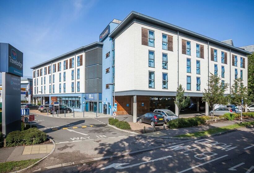 فندق Travelodge Borehamwood