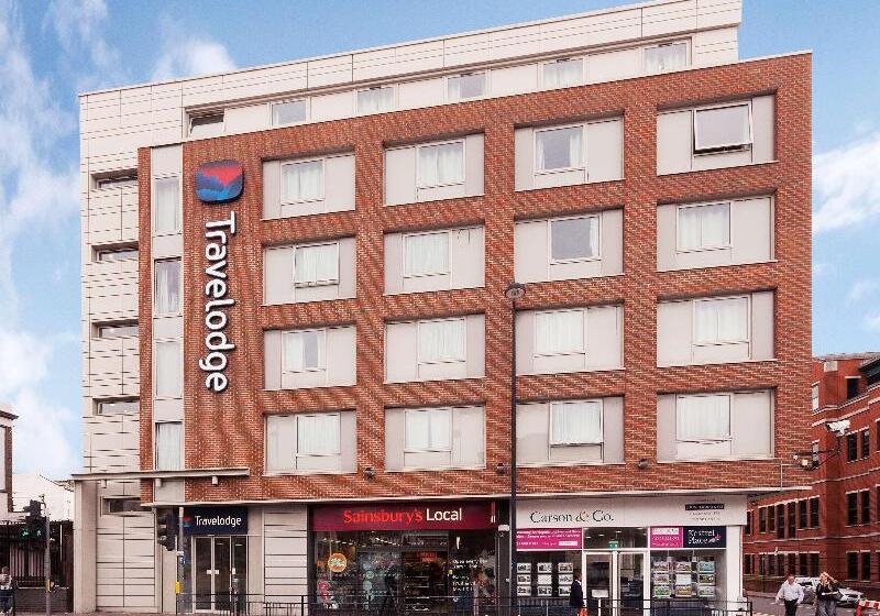 Отель Travelodge Maidenhead Central