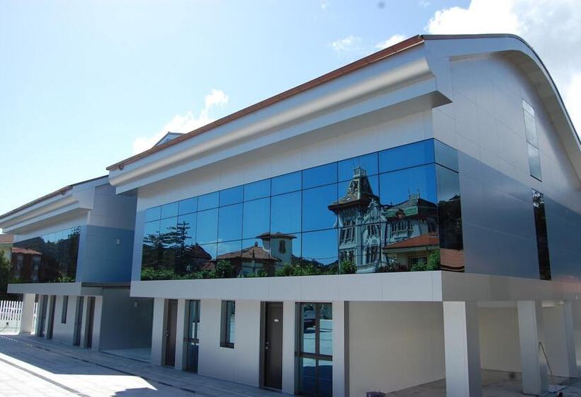 호텔 Villa Rosario Ii, Edificio Moderno