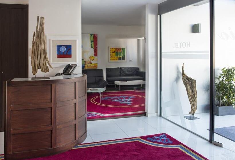 호텔 Villa Rosario Ii, Edificio Moderno